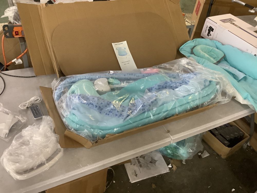 Electric Baby Cradle Swing - Image 2 - Lot 760