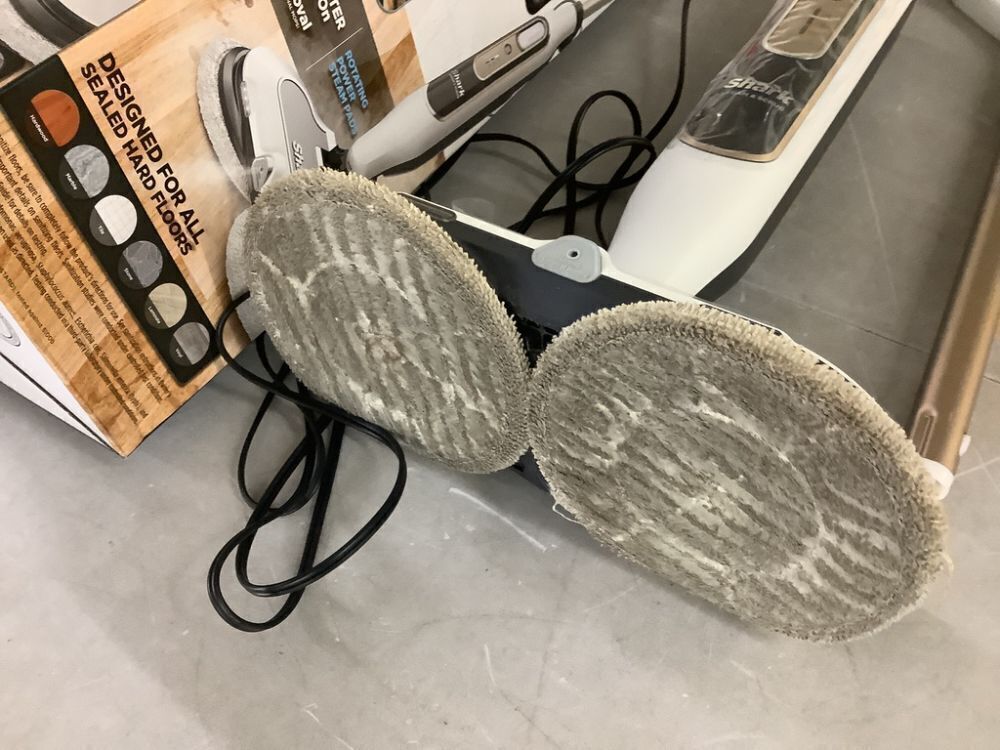 Shark Steam and Scrub Corded Steam Mop and Cleaner with Steam Blaster Technology - Image 2 - Lot 610JF