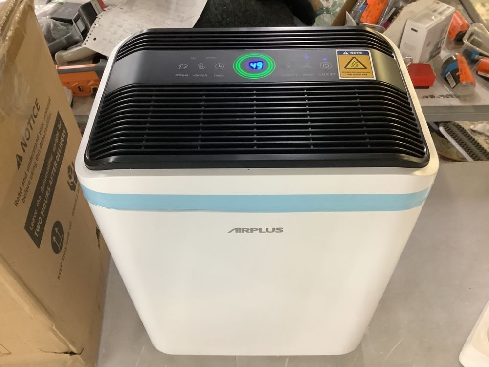 50 pt. 4,500 sq. ft. Dehumidifier in White with Drain Hose and Bucket, Auto Defrost, Low Noise - Image 3 - Lot 135JF