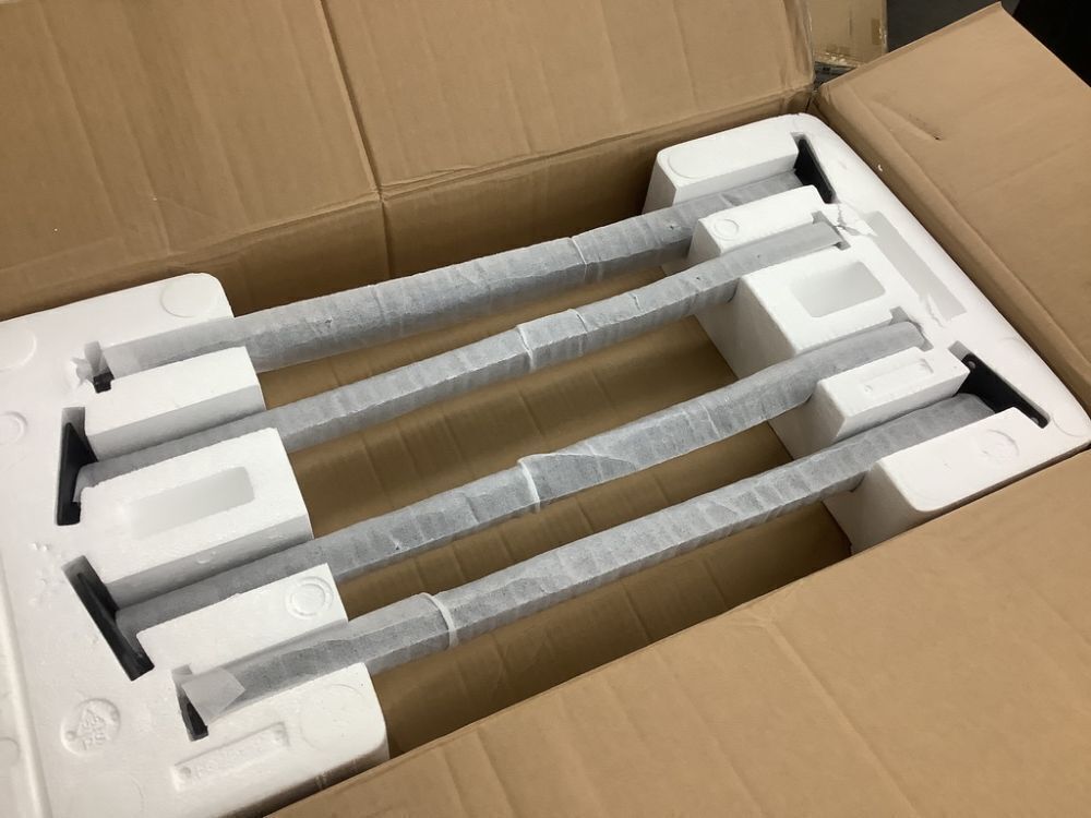 Modern 88 Key Fully Weighted Desk Style Digital Piano w/ Metal Legs - Image 3 - Lot 168