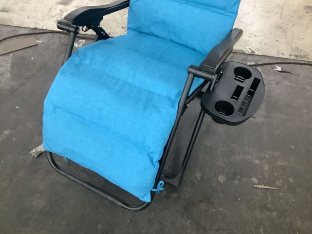 Oversized Zero Gravity Chair, Folding Outdoor Recliner w/ Removable Cushion - Image 4 - Lot 421