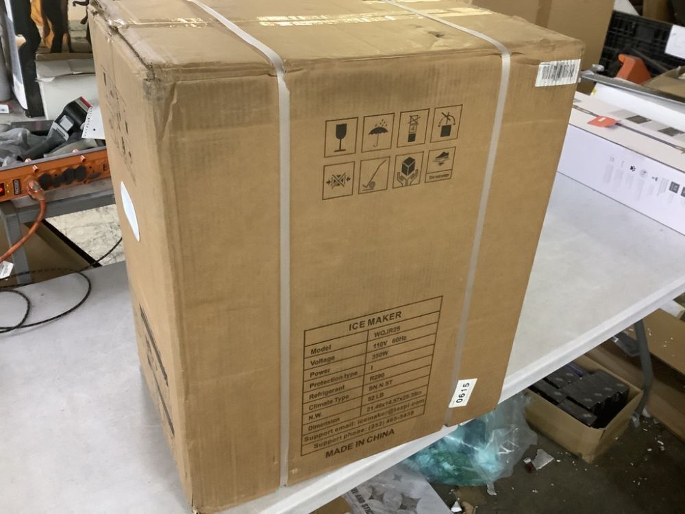 62 lbs./24-hour Self-Cleaning Countertop Nugget Ice Dispenser with 6 lbs. Ice Storage, Stainless Steel - Image 2 - Lot 11JF