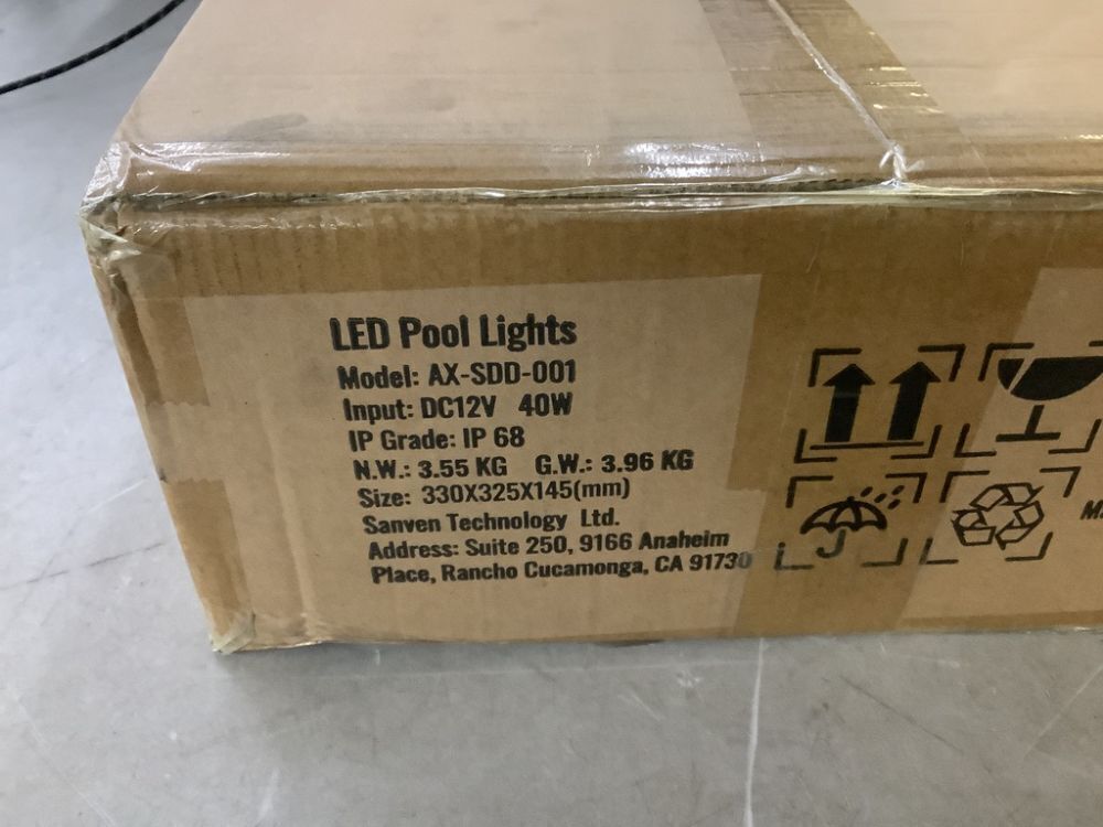 VEVOR 12-Volt LED 10 in. 40-Watt RGBW Color Changing Inground Swimming Pool Spa Light Underwater Remote Control - Image 3 - Lot 436JF