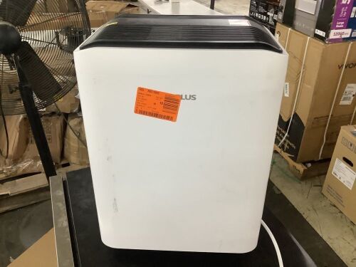 50 pt. 4,500 sq. ft. Dehumidifier in White with Drain Hose and Bucket, Auto Defrost, Low Noise - Lot 429JF