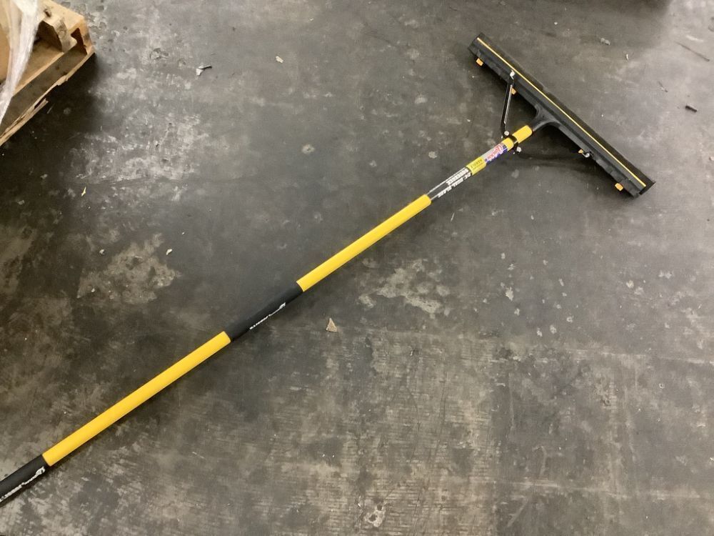 Quickie 24 in. Dual Blade Floor Squeegee - Image 2 - Lot 435JF