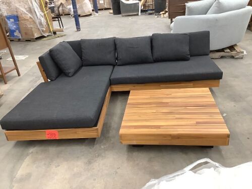 Lubek 82.5" Outdoor Low Right Sectional Set - Slate Gray - Lot 20