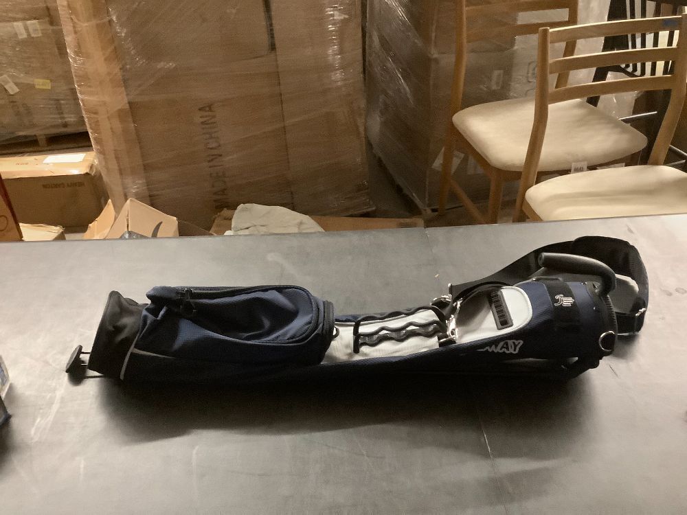 Findway Golf Stand Bag, Small Golf Bag for The Driving Range, Par 3 and Executive Courses, Lightweight Golf Club Carry Bag with Ball Holder and Pockets for Men Women - Image 2 - Lot 7124