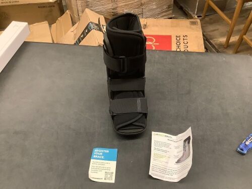 Short Fracture Boot - Lot 10029