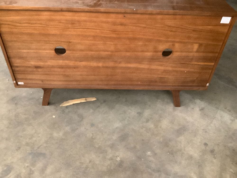 Wood Stand - Image 4 - Lot 7169
