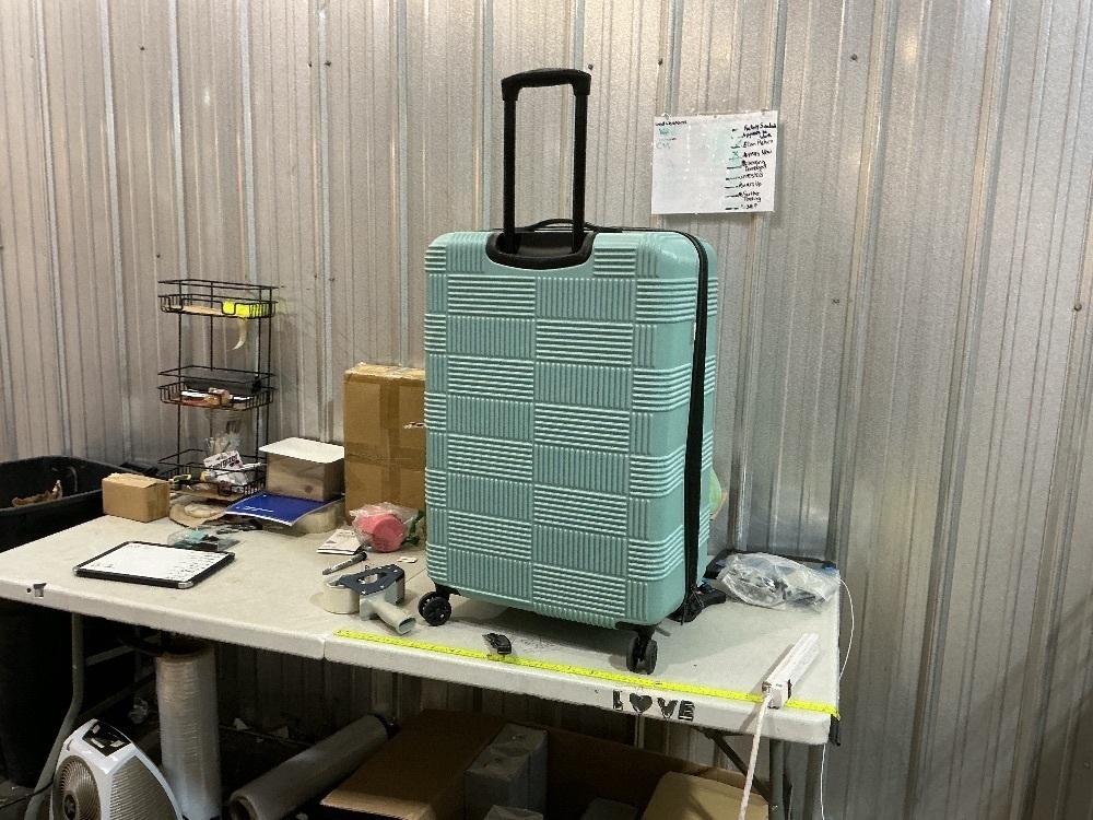 American Tourister Stratum XLT Expandable Hardside Luggage with Spinner Wheels-Checked 28" - Image 6 - Lot 55
