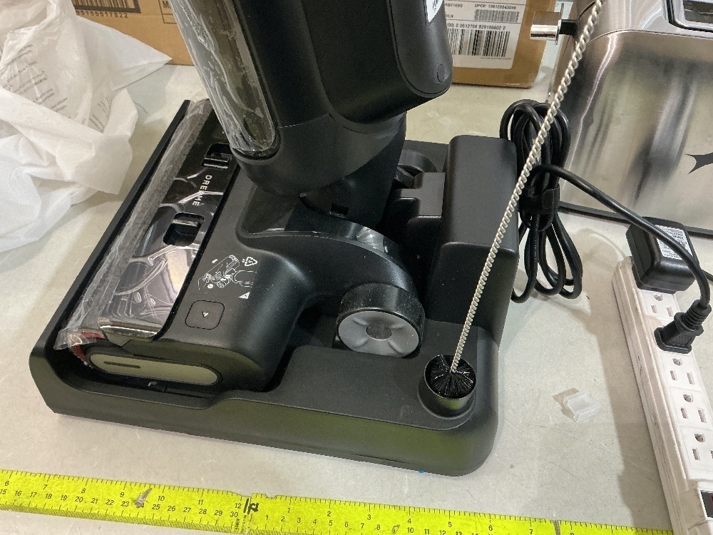 Dreame K20 Pro Wet and Dry Vacuum Black: Self-Cleaning Brushroll, HEPA Filter, Rechargeable, 30 Min Run Time, Bagless - Image 8 - Lot 60