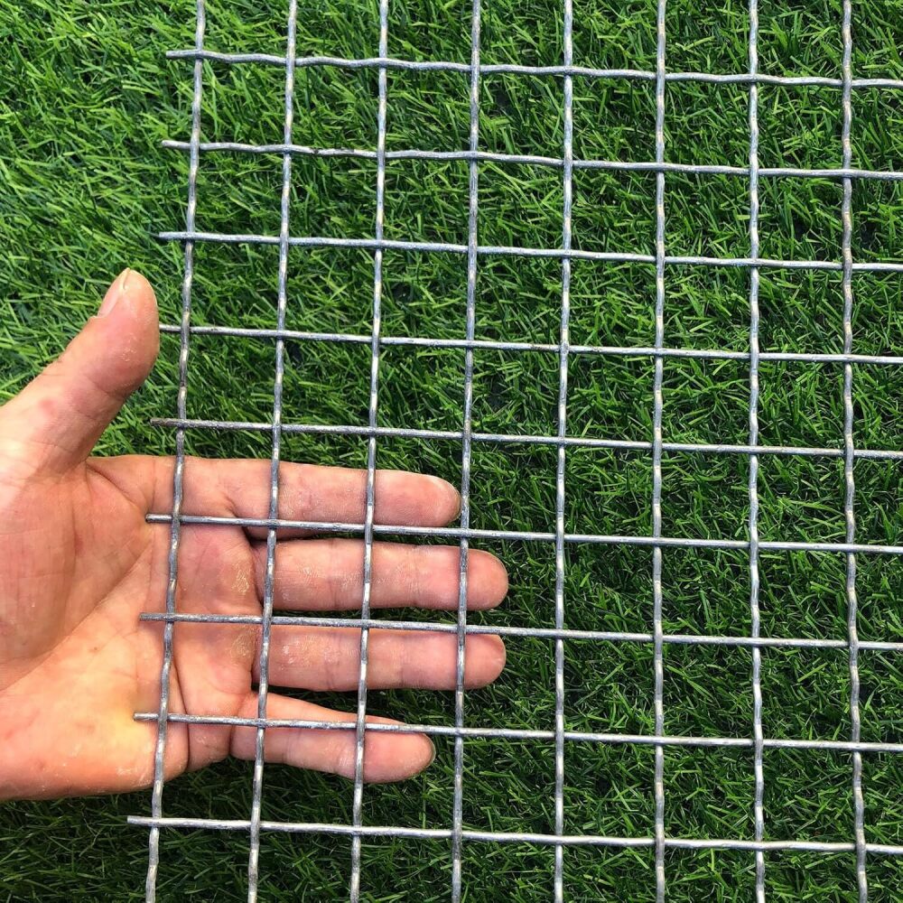 13Gauge Strong Galvanized Woven mesh 40"X24" 1" mesh|Delivered Flat|Poultry cage Netting -Anti-Rodent Steel mesh Crimped mesh Snake Fence Chicken Wire Fencing - Image 1 - Lot 89