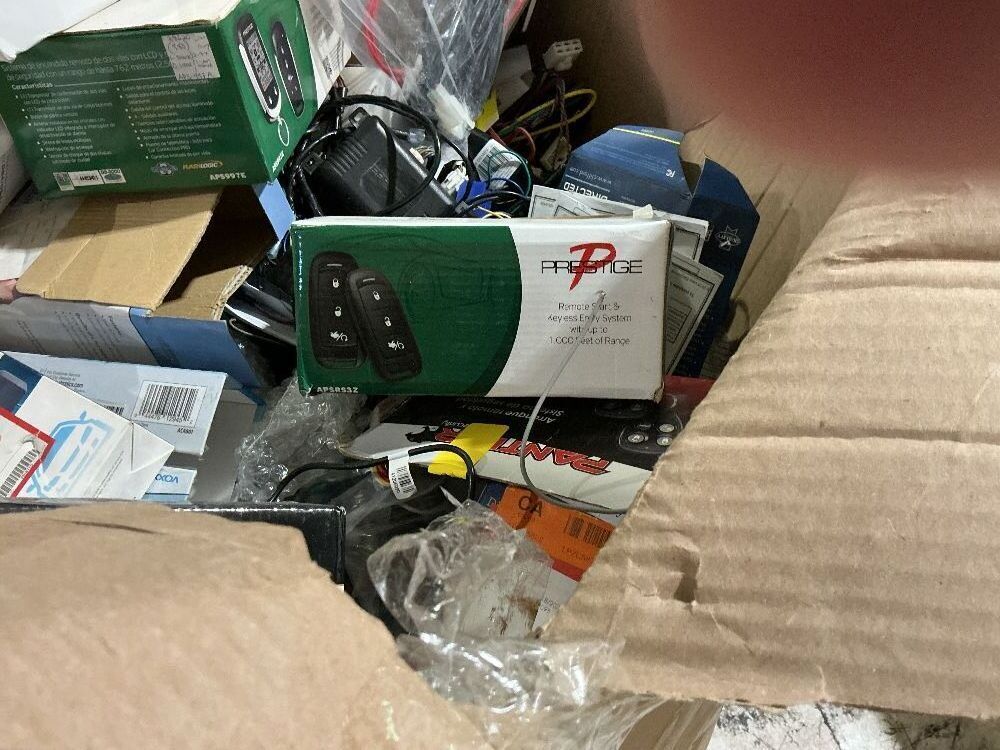 Over 1/2 Gaylord of Aftermarket security /ADD ONS IE. BACK UP CAMERAS , AUTO START, HARNESSES FOR SECURITY (CAD, TOY, ECT)-UNINSPECTED-SEE PICTURES - Image 4 - Lot 97