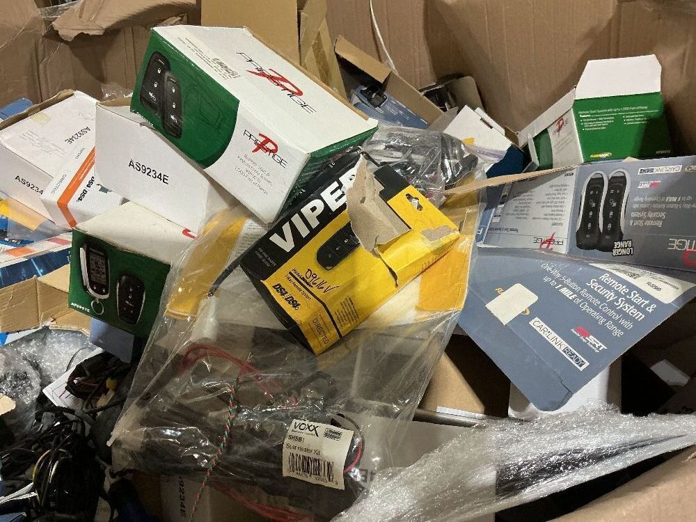 Over 1/2 Gaylord of Aftermarket security /ADD ONS IE. BACK UP CAMERAS , AUTO START, HARNESSES FOR SECURITY (CAD, TOY, ECT)-UNINSPECTED-SEE PICTURES - Image 6 - Lot 97