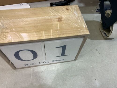 (3)Inspirational Calendar - Lot 103
