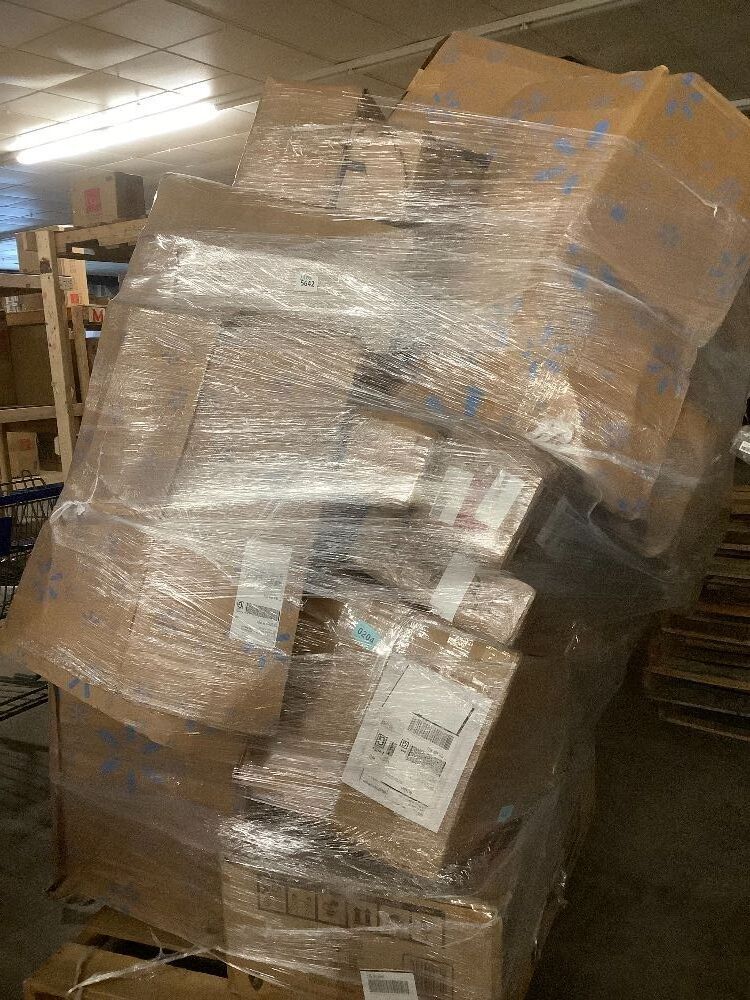 Salvage Pallet - Image 4 - Lot 5642