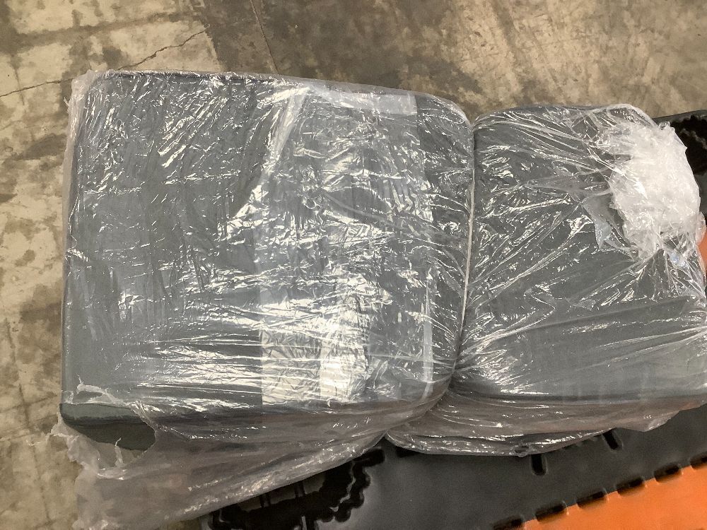 EHEYCIGA Dog Stairs for Bed 20" H, 4-Step Extra Wide Dog Steps for High Bed - Image 4 - Lot 7165