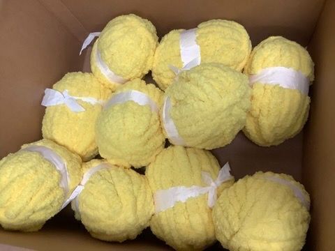 10 Chunky Chenille Yarn for Crocheting-yellow - Image 2 - Lot 7179