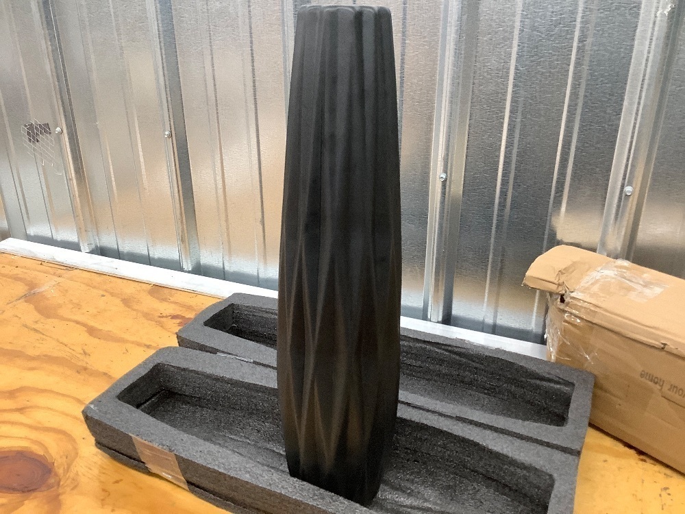 Decorative Flower Vase,Home Large Ceramic Vase - Image 2 - Lot 7587