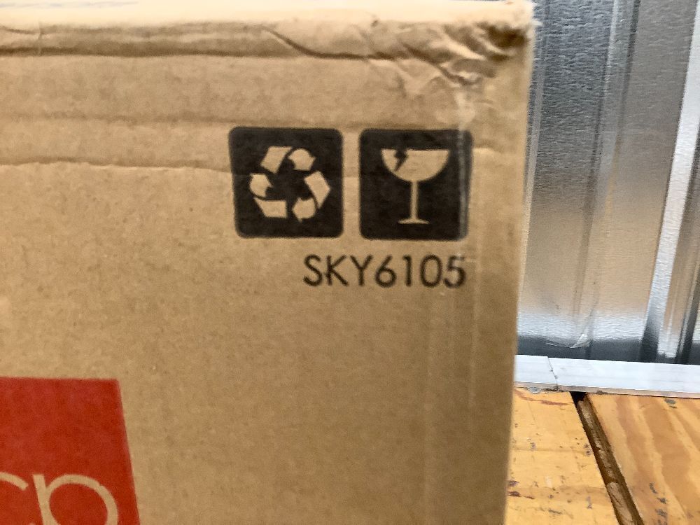 6V Portable Foot Pedal Sewing Machine w/ 12 Stitch Patterns - Image 2 - Lot 7642