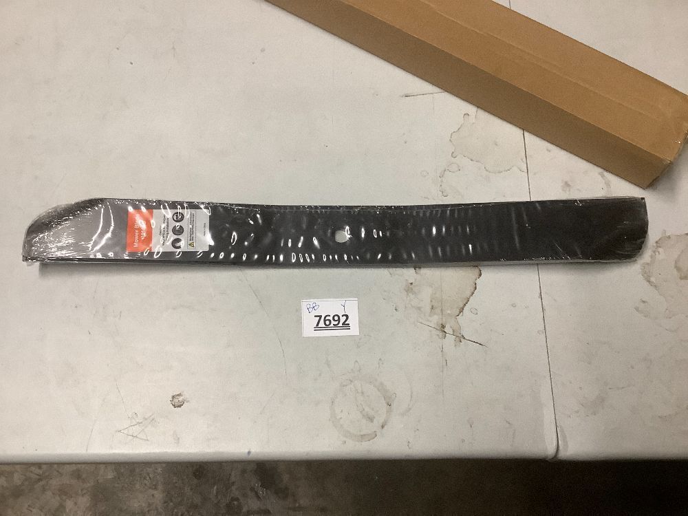 Timecutter 42 inch Blades for 42" Deck Toro SS4235 Z4235 Z4200 SS4260 SS4200 Timecutter Zero Turn Mower Replace 110-6568-03 (2 Pack) - Image 2 - Lot 7692