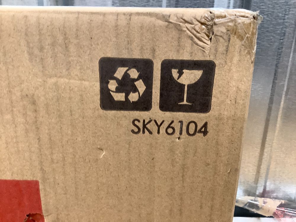 6V Portable Foot Pedal Sewing Machine w/ 12 Stitch Patterns - Image 3 - Lot 7628