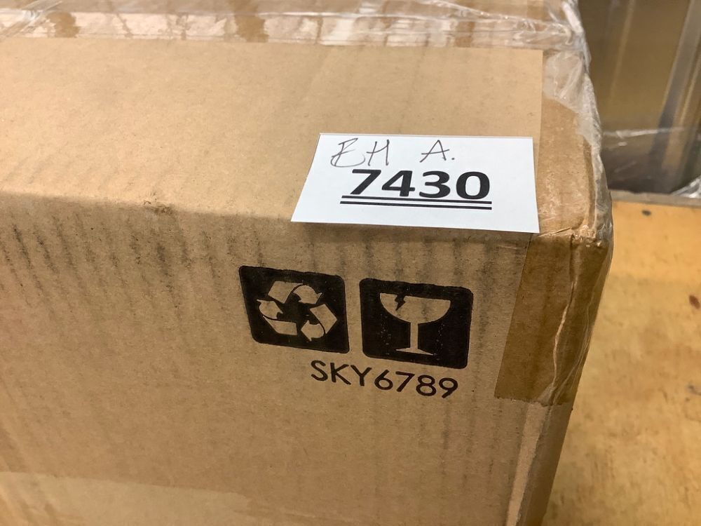 Woven Hyacinth Christmas Holiday Tree Collar - 24in - Image 3 - Lot 7430