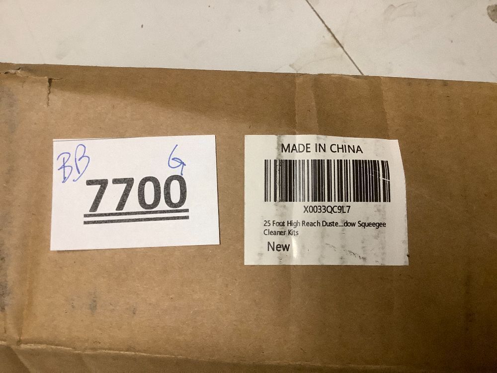 Opow 25 Foot High Ceiling Duster Kits with 5-18ft Heavy Duty Extension Pole, High Reach Duster for Cleaning,Microfiber Feather Duster,Cobweb Duster,Ceiling Fan Duster,Window Squeegee & Cleaner - Image 5 - Lot 7700
