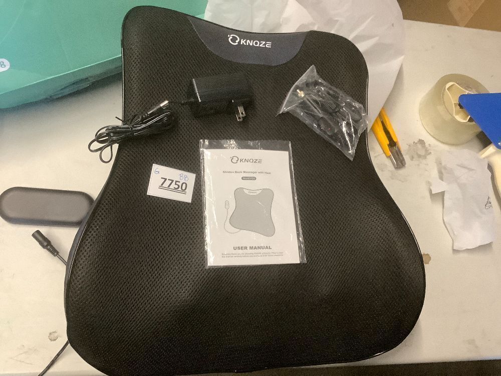 KNQZE Lumbar Support Pillow for Office Chair, Heated Back Support Pillow with Vibration, Back Massage for Pain Relief, 3 Heating Levels & 4 Motors & 3 Intensities, at Home Office Car Sofa - Black - Image 2 - Lot 7750