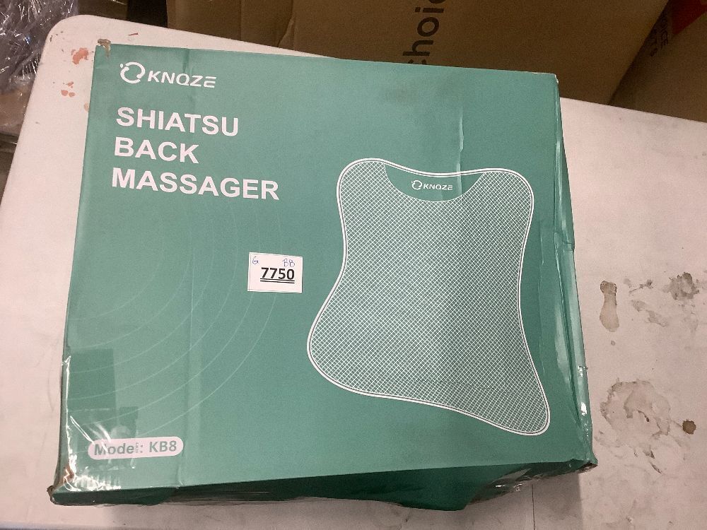 KNQZE Lumbar Support Pillow for Office Chair, Heated Back Support Pillow with Vibration, Back Massage for Pain Relief, 3 Heating Levels & 4 Motors & 3 Intensities, at Home Office Car Sofa - Black - Image 6 - Lot 7750