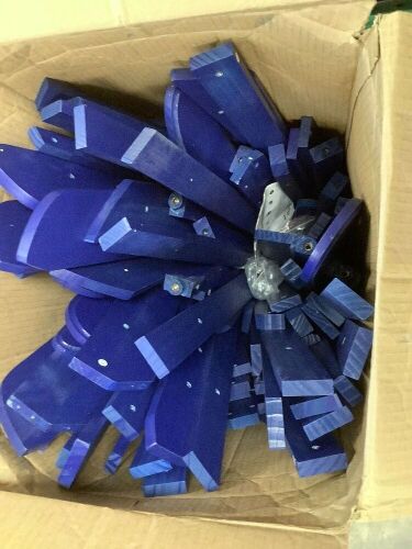 Foldable Wooden Chairs - Lot 7733
