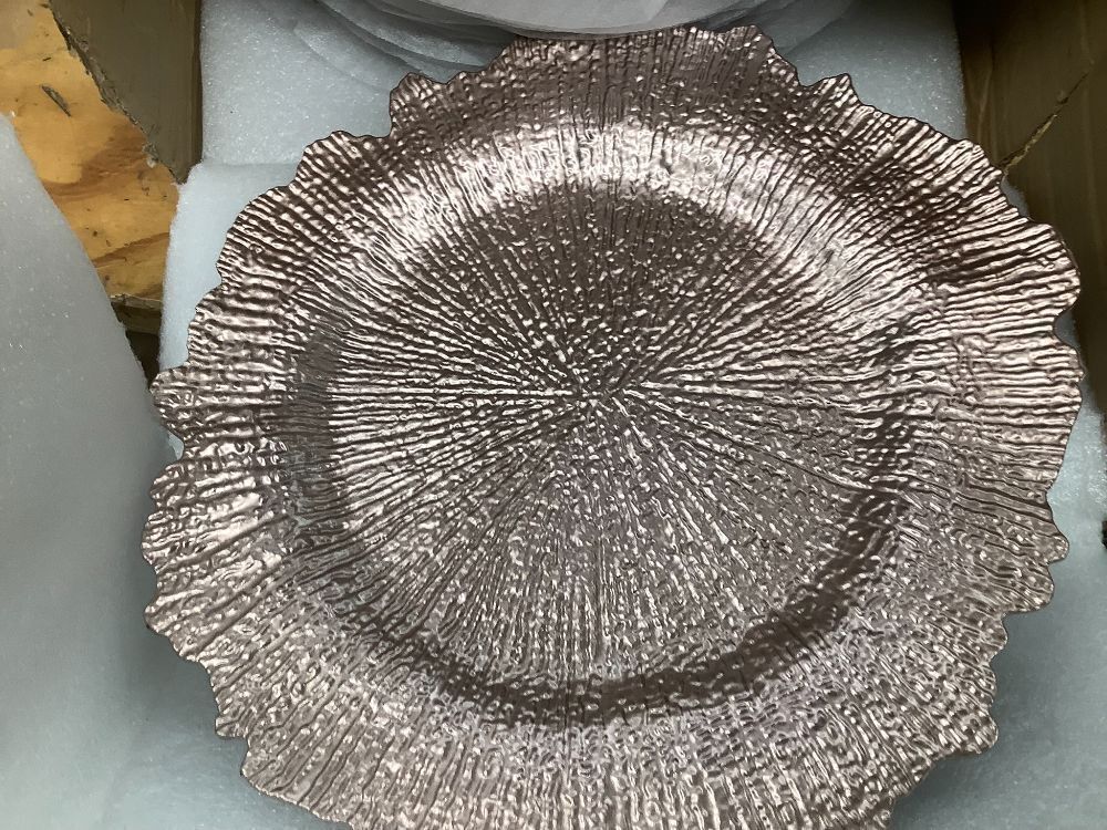 fani 50 Pcs Rose Gold Charger Plates Bulk, 13 Inch Reef Wedding Chargers for Dinner Plate, Round Plastic Reusable Ruffled Rim Decorative for Table Setting, Parties, Wedding, Events - Image 2 - Lot 7752