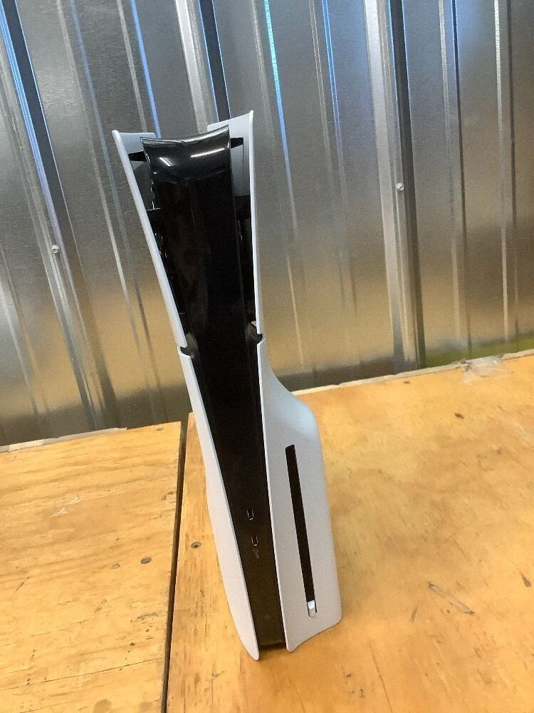 PlayStation®5 console (slim) (Renewed) *TESTED TURNS ON* - Image 3 - Lot 5