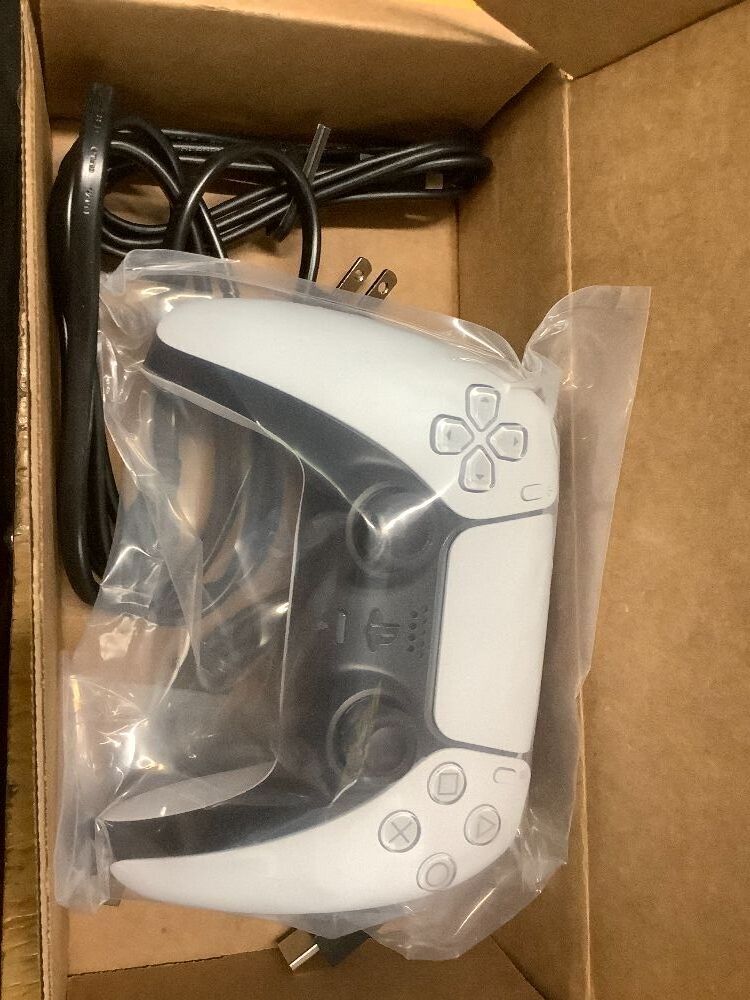 PlayStation®5 console (slim) (Renewed) *TESTED TURNS ON* - Image 5 - Lot 5