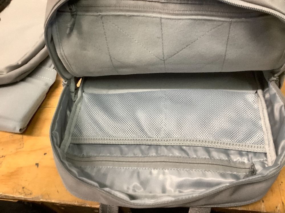 ULANZI F08 Camera Bag Lightweight, Professional Splash-proof Photography Camera Case Travel for Photographers Unisex Drone DSLR Mirrorless Camera Lens Tripod Holder 16'' Laptop-18L - Image 2 - Lot 7833