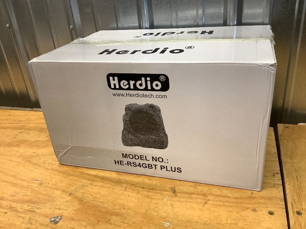 Herdio 4" Rock Bluetooth Speakers Outdoor Waterproof IPX7 Wireless Solar Max 200 Watt, TWS Connection Powered with Rechargeable Battery for Garden Patio Deck Pool Backyard（Black，1Pair） - Image 4 - Lot 7848