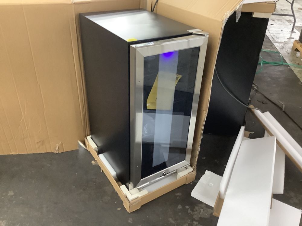 Single Zone 130-Cans Freestanding/Undercounter Beverage and Wine Cooler, UV-Protected Insulation - Image 2 - Lot 8JF