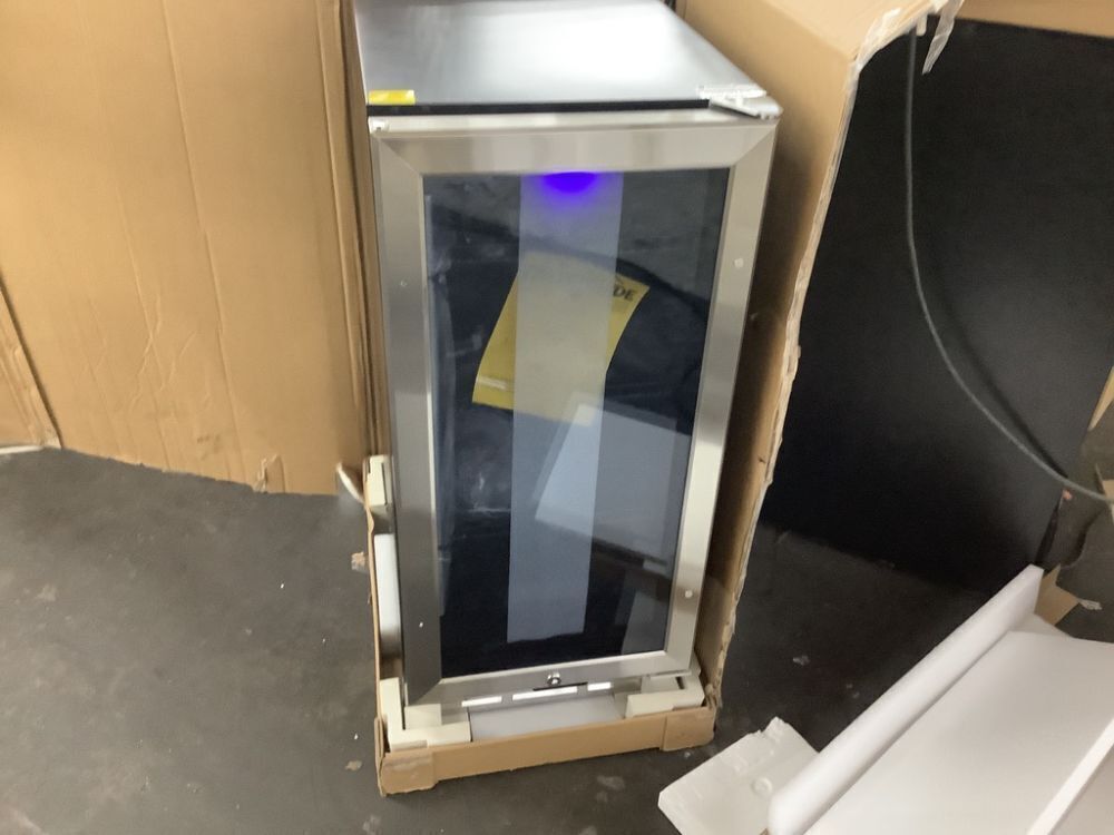 Single Zone 130-Cans Freestanding/Undercounter Beverage and Wine Cooler, UV-Protected Insulation - Image 3 - Lot 8JF