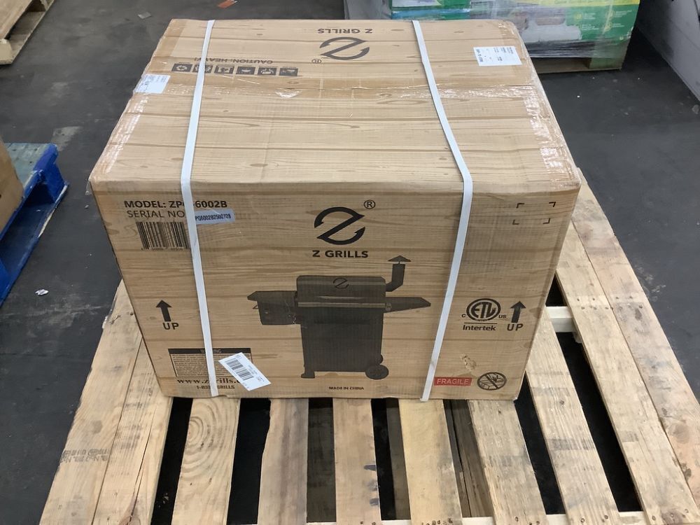 Z GRILLS 572 sq. in. Pellet Grill and Smoker in Bronze - Image 2 - Lot 13JF