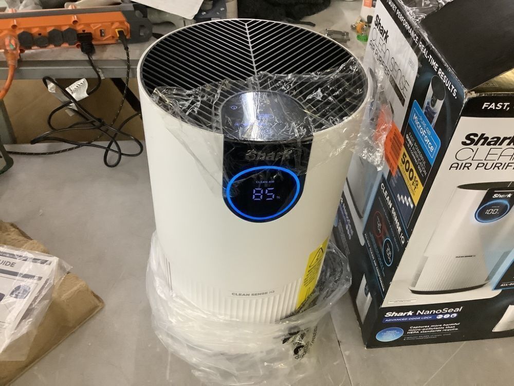 Shark True Console 500 sq. ft. HEPA Filter Air Purifier and Cleaner with Nanoseal, Cleansense IQ and Odor Lock - Image 3 - Lot 349JF
