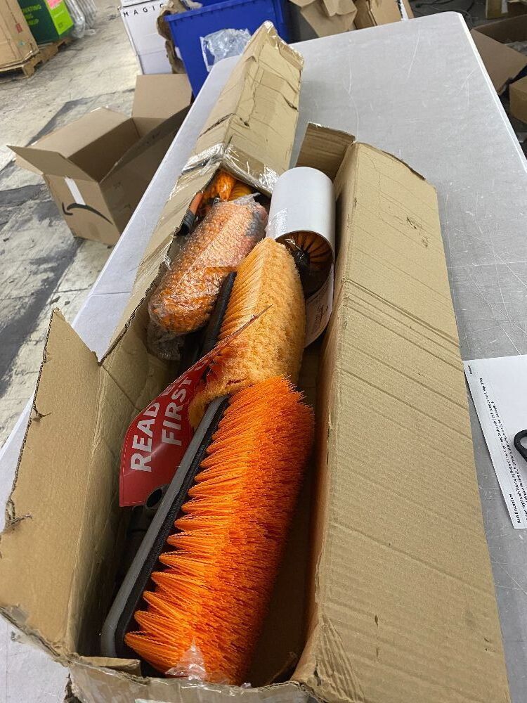 30 Foot High Reach Telescoping Duster Kit - Image 2 - Lot 411