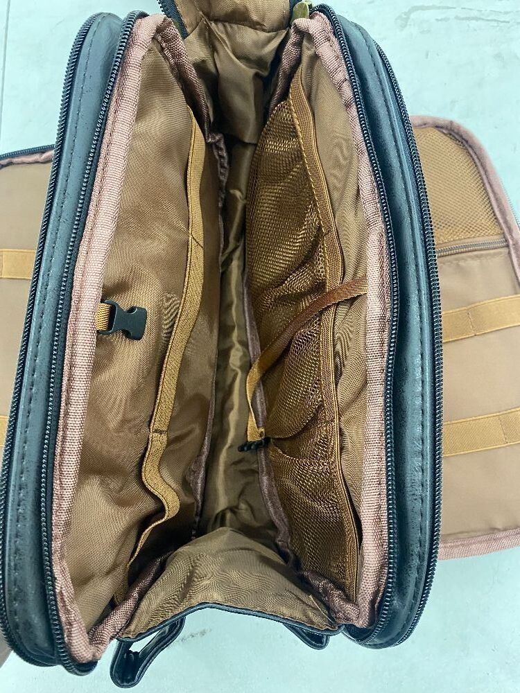 Travel Toiletry Bag for Men - Image 5 - Lot 452