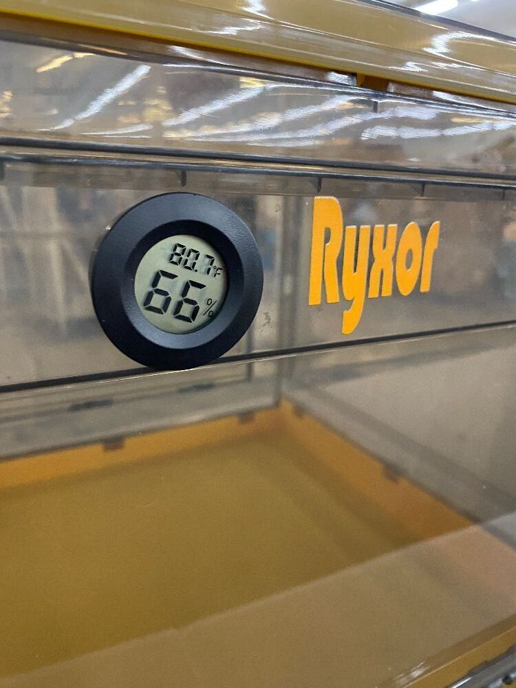 Ryxor Pet Atomization Oxygen Box - Image 2 - Lot 744