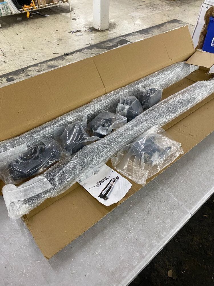 Heavy Duty 300 LBS Roof Rack Cross Bars for 2021-2025 Chevy Tahoe, Chevy Suburban, GMC Yukon & Yukon XL, Cadillac Escalade - Image 2 - Lot 751