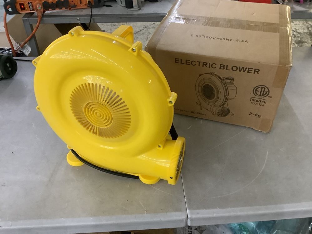 Electric Inflatable Blower - Image 1 - Lot 757JF