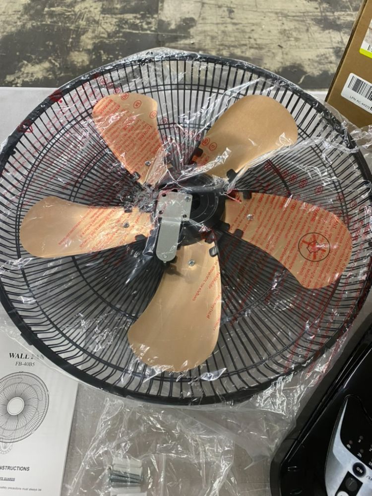 AZOUTDOOR 16in Wall Mount Fan - Image 3 - Lot 394