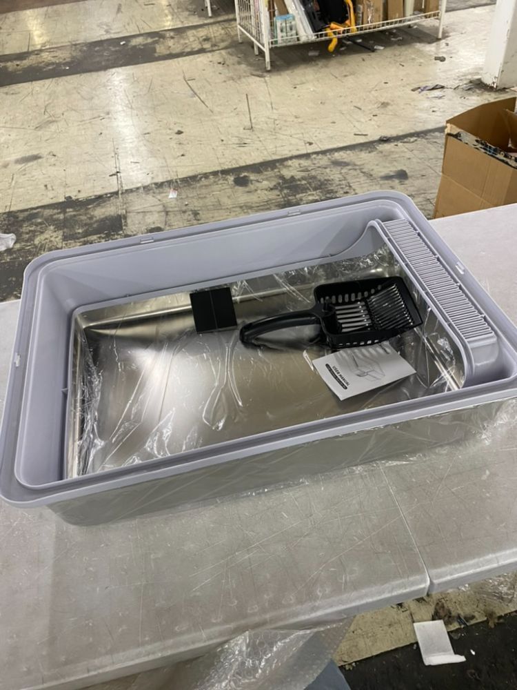 Large Stainless Steel Cat Litter Box - Image 2 - Lot 400