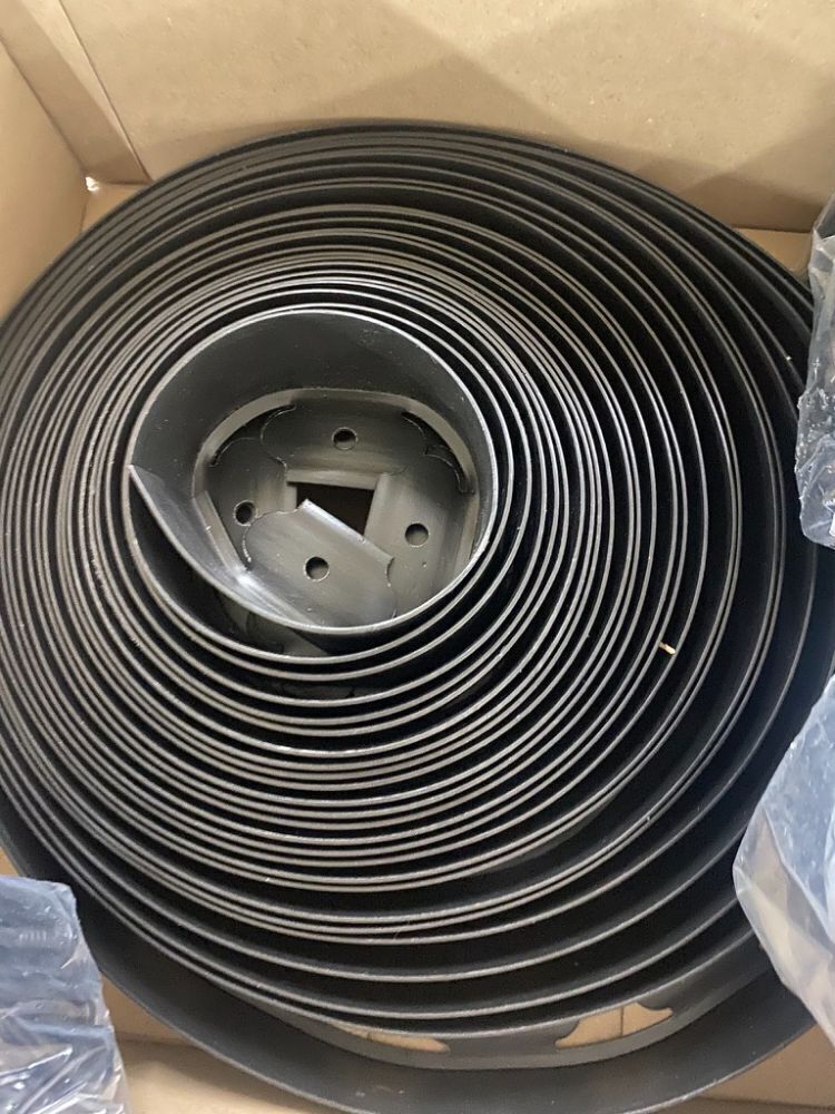 Landsccape Edging Border with Stakes - Image 2 - Lot 506