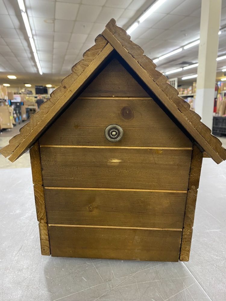 Large Wooden Mailbox - Image 5 - Lot 516