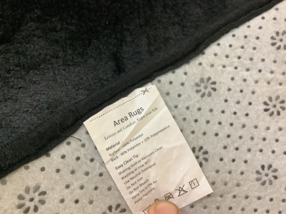 Runner Rug 2' x 6' - Image 6 - Lot 327